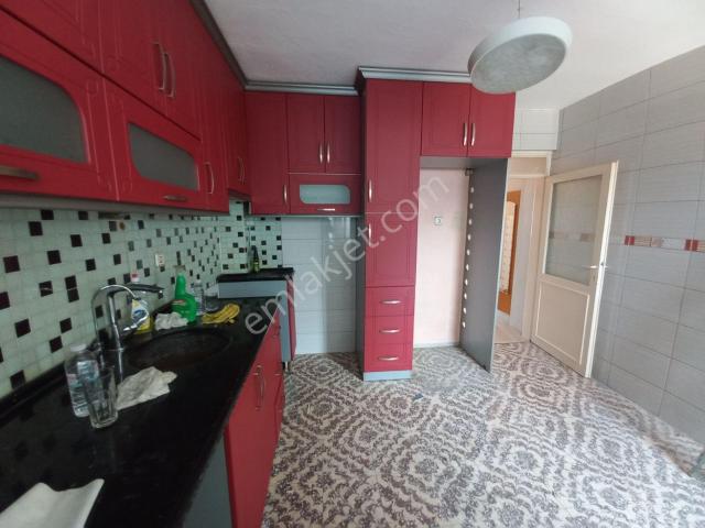 Karabağlar Bahar Mahallesinde Kiralık 2+1 Daire