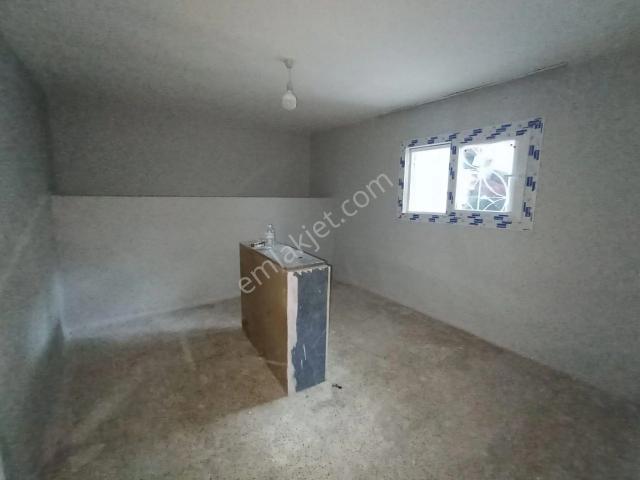 Karabağlar Barış Mah. 2+1 95m2 Kiralık Daire
