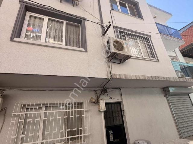 Karabağlar Bozyaka Çalıkuşu Mahallesinde Satılık 3+1 Daire