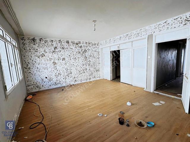 Karabağlar Bozyaka Merkezde 159 M² Arsa Üzerinde Müstakil Ev