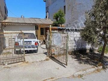 Karabağlar Peker Mah. Hisseli 145 M2 Arsada Bahçeli Müstakil Ev