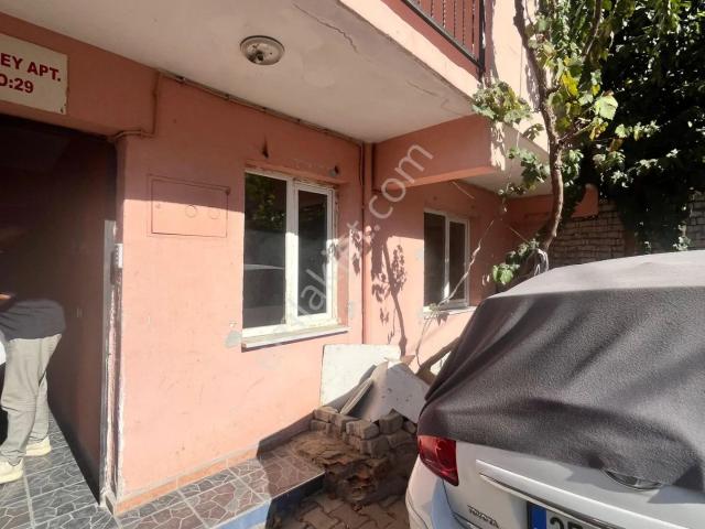 Karabağlar Salih Omurtak Mahallesi'nde 2+1 Kiralık Daire