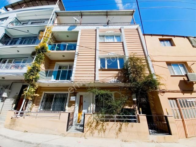 Karabağlar Sarıyer Mahallesi'nde Yeni Binada Kiralık 2+1 Daire