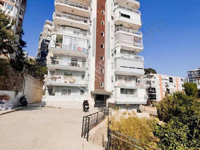 Karabağlar Tahsinyazıcıda Site İçinde 3+1 Daire