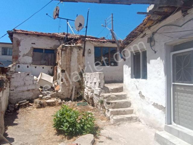 Karabağlar Umut Mh Çift Cephe 153m2 Arsada Bahçel Müstakil Evler