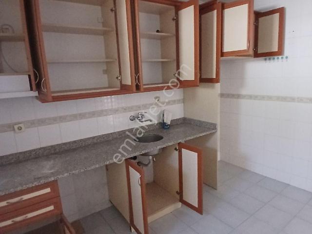 Karabağlar Yunus Emrede İmar Barışlı 2+1 Daire Satılık