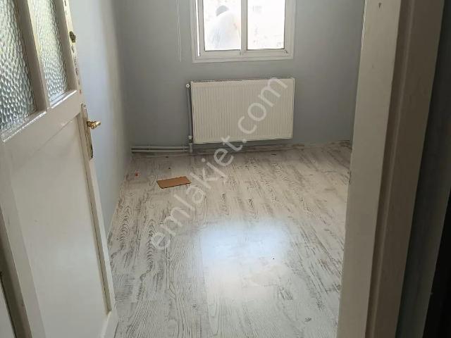 Karabağlar Yurtoğlu Mah. 2+1 90 M2 Doğalğazlı Kiralık Daire