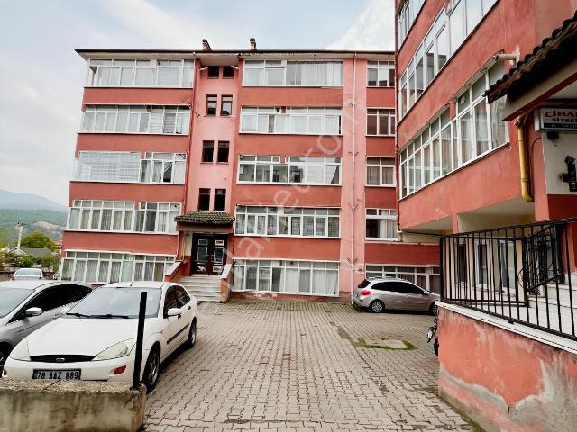 Karabük Merkez Kılavuzlarda Sitede Satılık 3+1 Daire