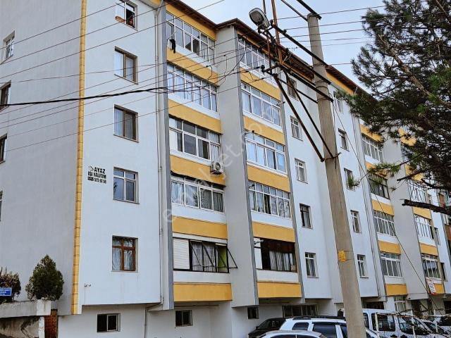 Karabük Ağız Ve Diş Hastanesi Yanı 2+1 Kiralık Daire