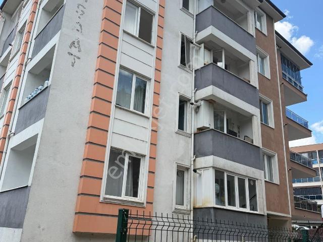 Karabük 100.yıl Merkezinde Carrefuar Karşında Satılık 2+1 Daire