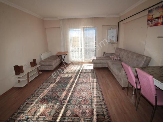 Karabük 1oo. Yıl Mah De Kiralık 1+1 Eşyalı Geniş Ara Kat Daire