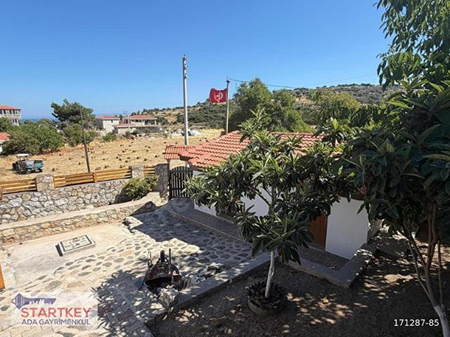 Karaburun Bozköyde Satılık Müstakil Ev