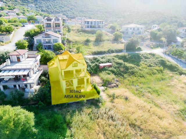 Karaburun Saip'de Deniz Manzaralı 6+2 Lüx Villa