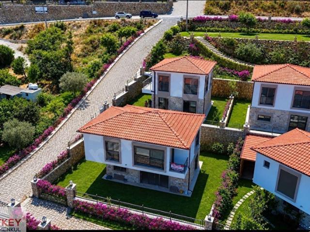 Karaburun'da Eşsiz Manzara ve Konfora Sahip Olmak İster Misiniz
