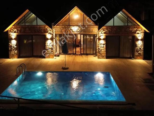 Karagedik'te Uzun Dönem Kiralık 2+1 Taş Villa