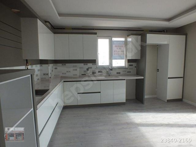 Karademir Emlak'tan Larende Mahallesi 2.Kat 3+1 165 M2 Satılık Sıfır Daire