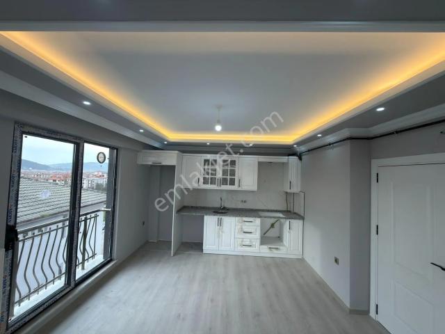 Karaköy'de 75m² 2+1 Depozitosuz Kiralık Daire Hastaneye Yakın