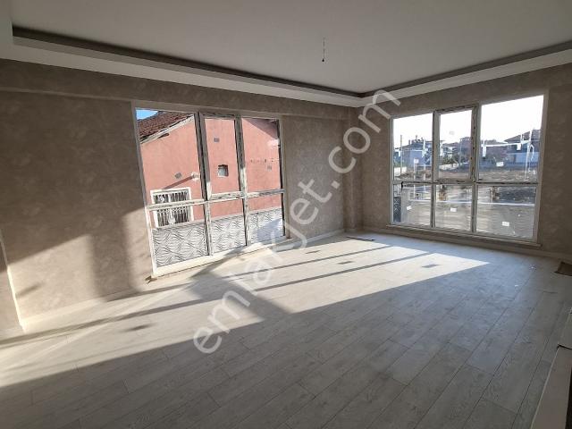 Karakoç Gayrimenkul`den Harmancık Mahallesinde Satılık 1.kat 3+1 Güney Cephe Daire
