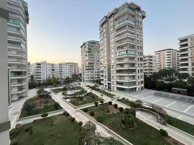 Karaköprü Atakent Ceylan Park Sitesinde Satılık 4+1