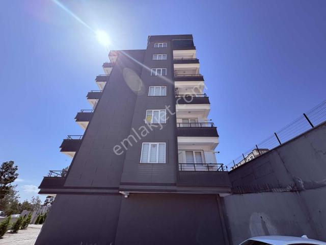 Karaköprü Batıkentte Eşyalı 1+1 Satılık Daire