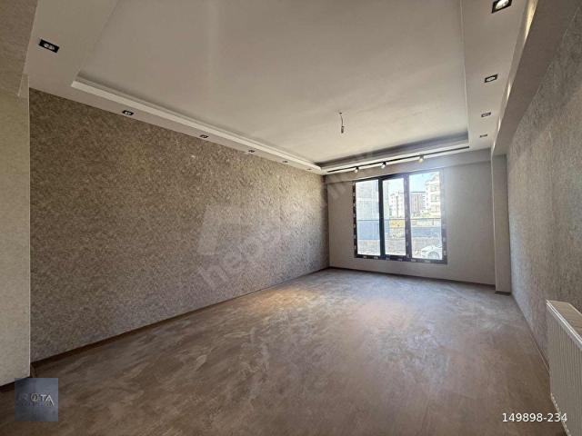 KARAKÖPRÜ BATIKENT MAHALLESİNDE SATILIK 3+1 LÜX DAİRE