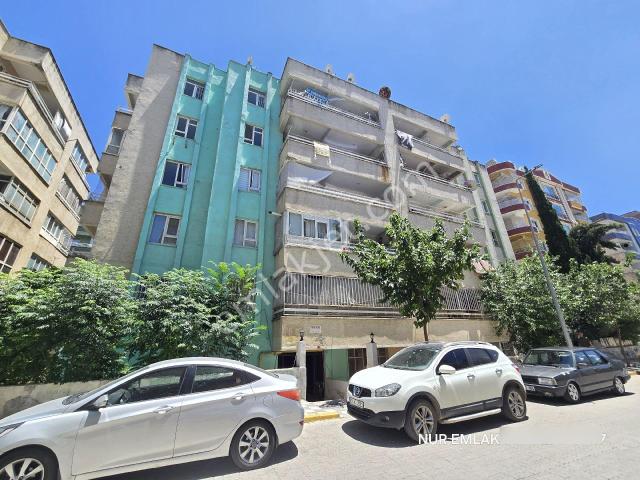 Karaköprü Belediyesi Arkası Sefa Koperatifinde 3+1 Daire *nur