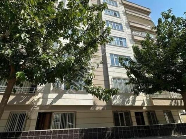 Karaköprü Doğukent Mahallesinde Kiralık Ara Daire