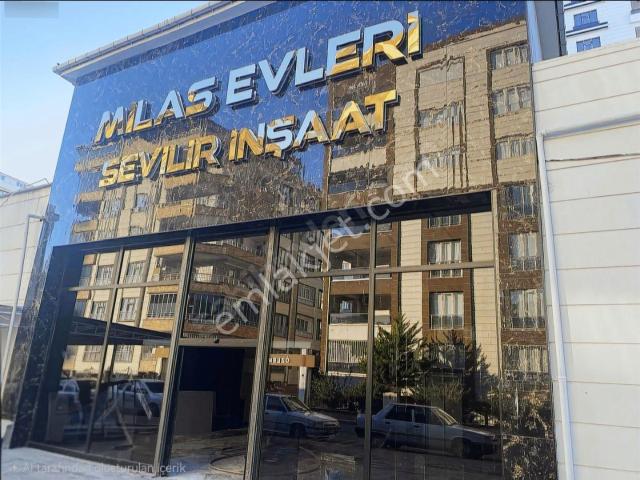 Karaköprü Şenevlerde Satılık Lüx 5+1 Daire