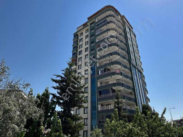 Karaköprü Otoğara Yakın Süper Site İçerisinde Kiralık Daire