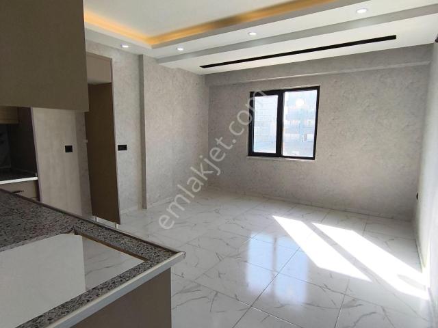 Karaköprü Seyrantepe'de 3. Kat 2+0 Kiralık Daire