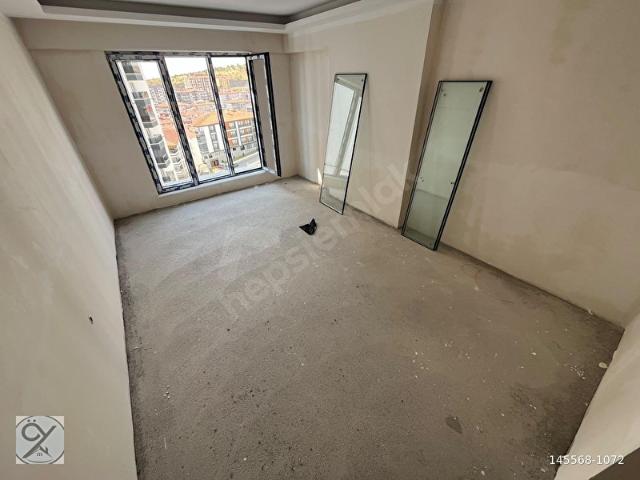 KARAKAYADA MERKEZİ KONUMDA SİTE KONSEPTLİ FERAH GENİŞ M2 DAİRE!