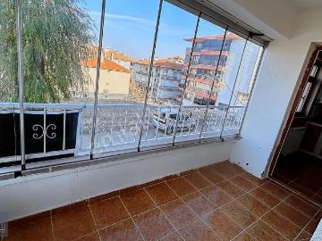 Karakaya'da Altında Daire Yüksek Giriş 2+1botanik Park Manzaralı
