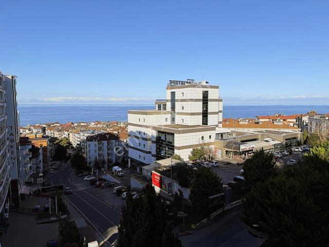 Karakaş'dan Essiz Konum Sehir Ve Deniz Manzaralı 3+1 135m2 net