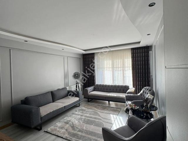 Karakaş Mahallesinde Satılık 4+1 Dubleks Daire