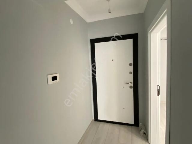 Karakaş Mahallesinde 2+1 Satılık Daire