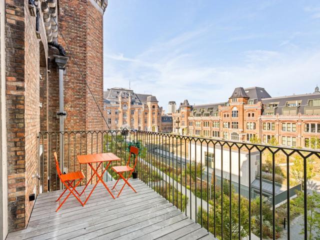 Karaktervol stadsappartement met zonneterras | Huysewinkel