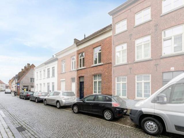 Karaktervolle stadswoning met modern comfort en authentieke