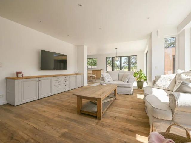 Karaktervolle vrijstaande woning te Ingelmunster