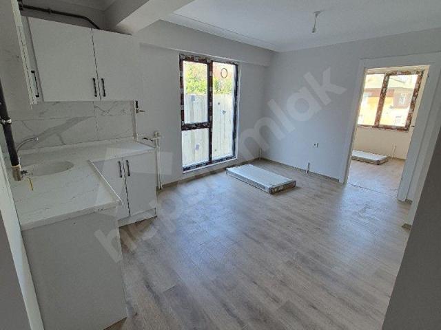 KARAKURT EMLAKTAN SATILIK FIRSAT DAİRE