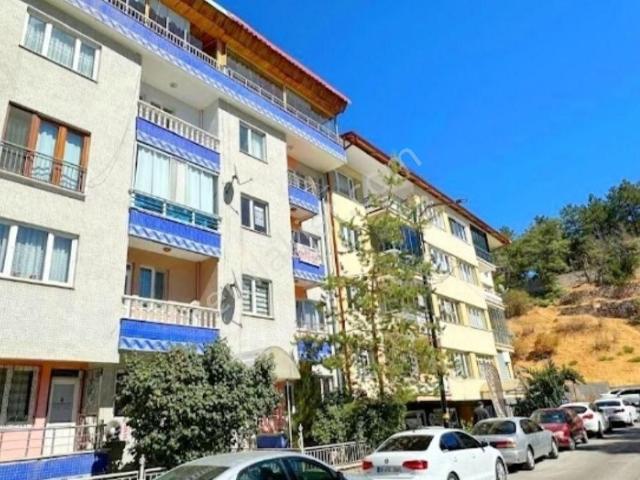Karahan Emlak'tandevlethst.yanı Satılık Daire*3.kat 130 M²*3+1