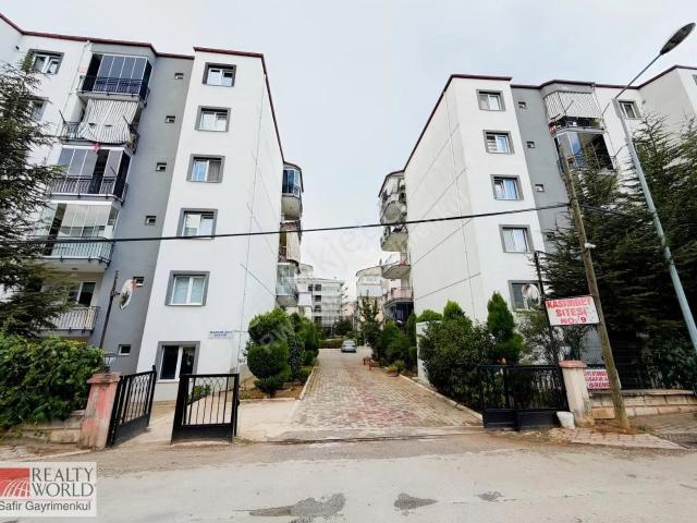 Karahasanlı Mahallesi Yeni Hastaneye 100 M Mesafede Arakat 3+1