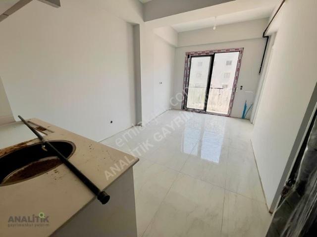 Karahasanlı'da Satılık 1+1 Apart, Ara Kat Uygun Fiyat Fırsatı