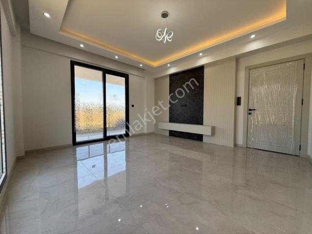 Karahasanlıda 2+1 Ön Cephe Asansörlü Sıfır Daire