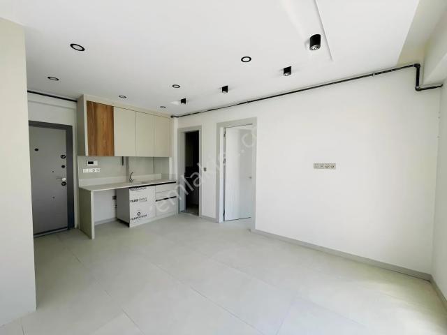 Karahasanlı Şehir Hastahanesi Karşısı Kiralık Apart Yada Ofis