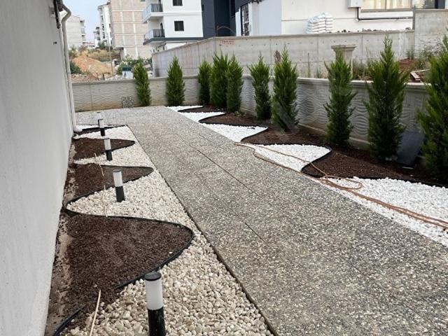 ŞEHİR HASTANESİNE *100 METRE *ARAKAT*1+1*SIFIR EŞYALI APART