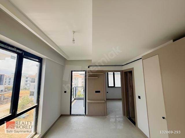KARAHASANLI MAHALLESİNDE 1+1 FIRSAT APART BALKONLU