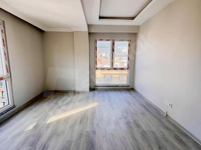 KARAOĞLU GROUP'TAN ÜMRANİYE İSTİKLAL'DE KİRALIK 2+1HAVUZLU DAİRE