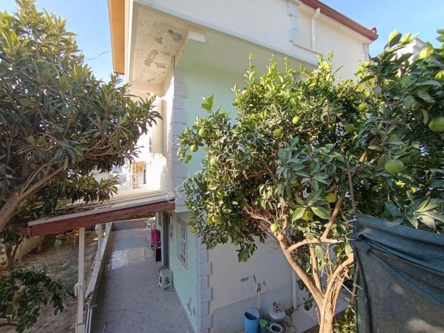 Karaova'da Site İçinde Büyük Bahçeli 3+1 Kiralık Villa
