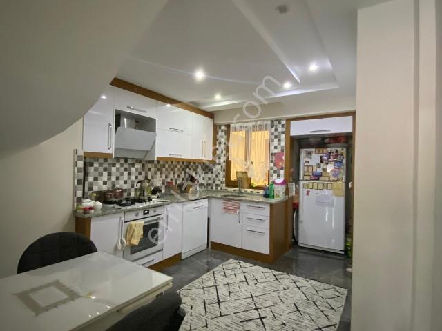 Karaman Mah 3+1 160m2 6 Yıllık Satılık Dublex Daire
