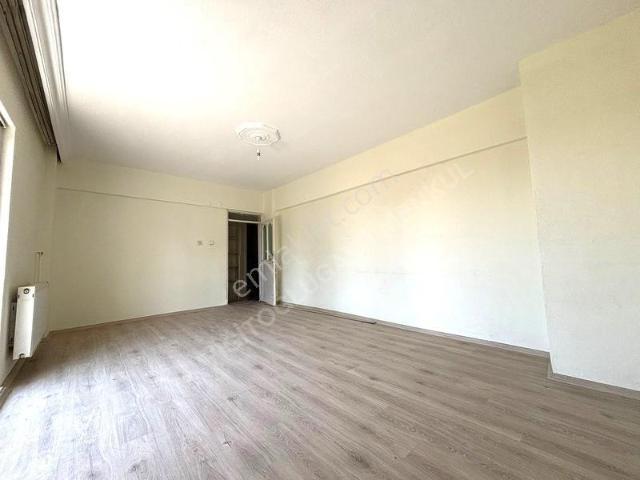 Karaman Mahallesinde 3+1/145 M2 Asansörlü Daire 3.150.000 Tl